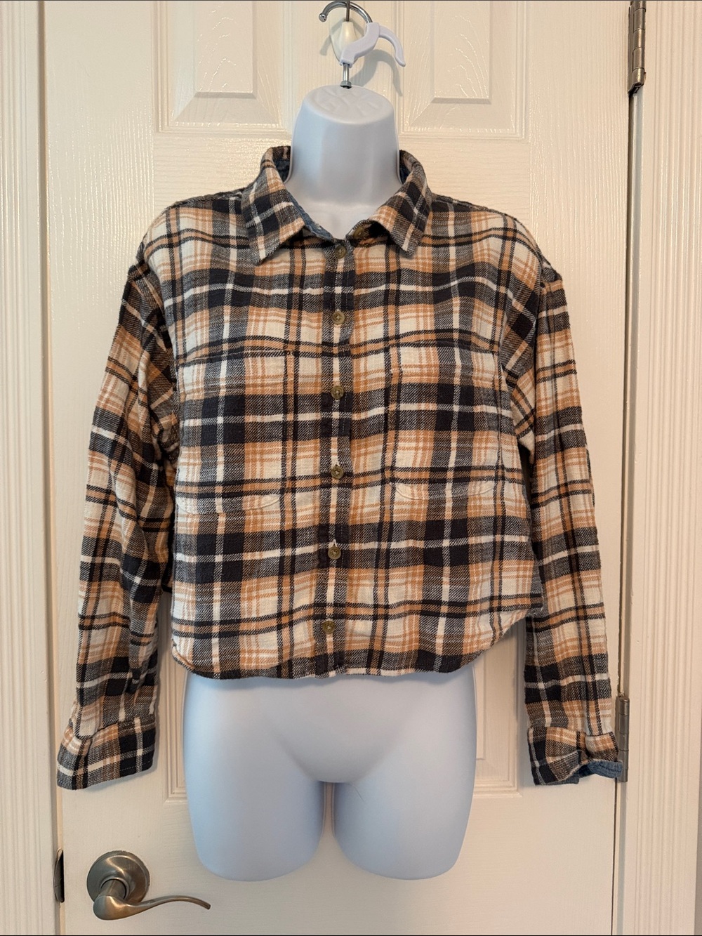 American Eagle Outfitters Plaid Cropped Jacket - Beige & Black